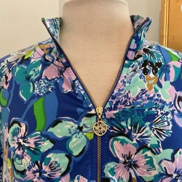 EUC Lilly Pulitzer Skipper Popover Blue Grotto Twilight Tropics UPF 50+ Size XL - Picture 5 of 6
